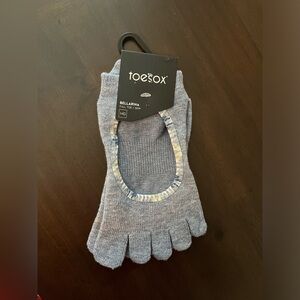 Brand new full toe ballerina Pilates socks